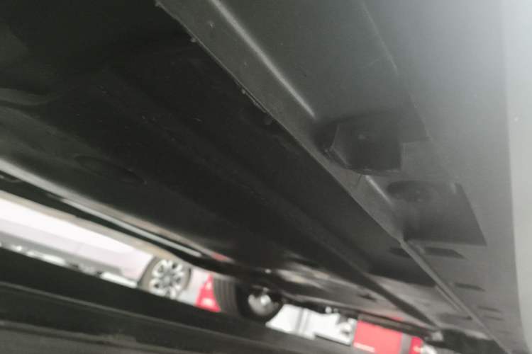 Used MG 7 2025 2.0T 405 AT Luxury Edition Chassis Front Left