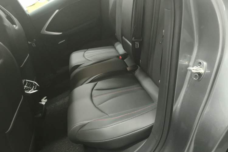 Used MG 7 2025 2.0T 405 AT Luxury Edition Left Rear Seat