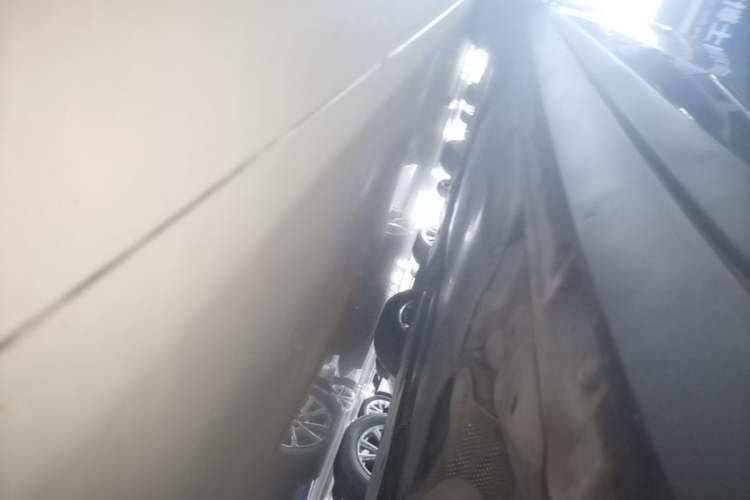 Used MG 7 2025 1.5T 300 DCT Luxury Edition Left Side Sill