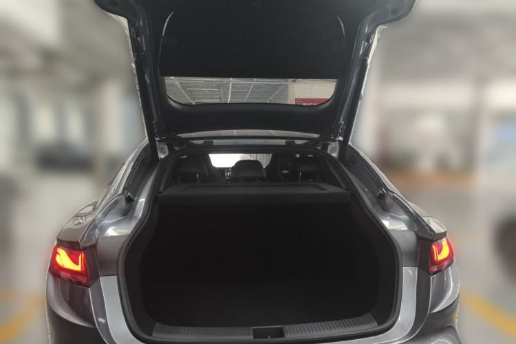 Used MG 7 2025 2.0T 405 AT Luxury Edition Trunk