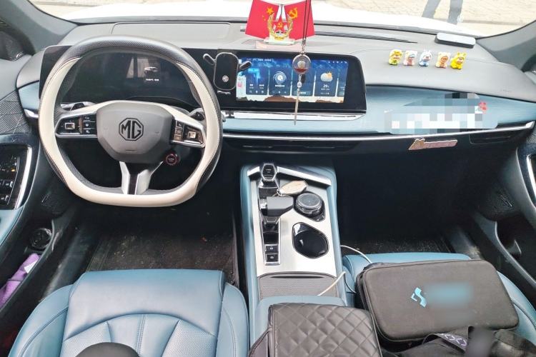 Used MG 7 2025 1.5T 300 DCT Elegant Edition Center Console