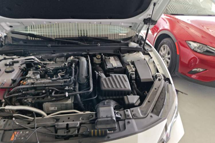 Used MG 7 2025 1.5T 300 DCT Elegant Edition Engine Bay Left