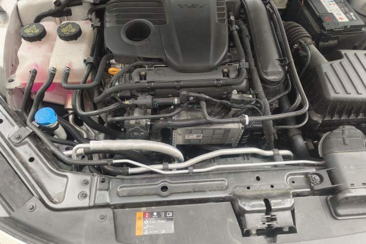 Used MG 7 2025 1.5T 300 DCT Elegant Edition Engine Bay Right