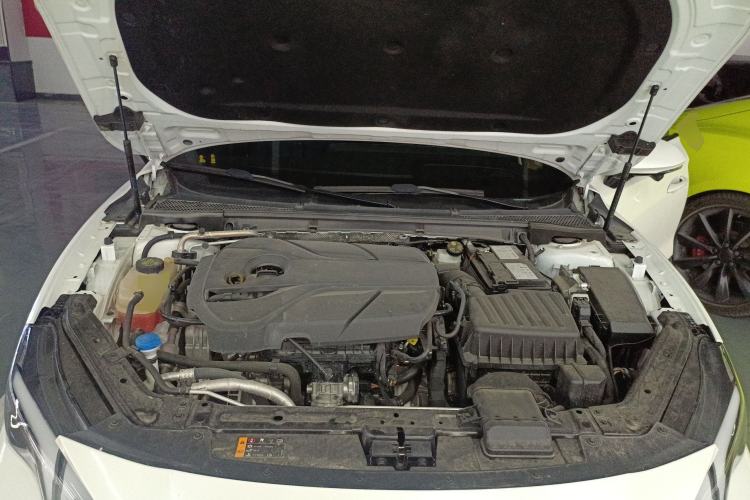 Used MG 7 2025 2.0T 405 AT Luxury Edition Engine Bay