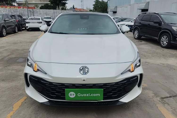 Used MG 7 2025 1.5T 300 DCT Elegant Edition Front