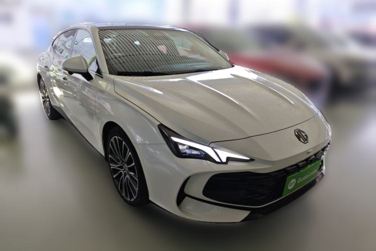 Used MG 7 2025 1.5T 300 DCT Elegant Edition Front Right 45 Deg