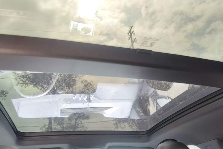 Used MG 7 2025 1.5T 300 DCT Elegant Edition Headliner