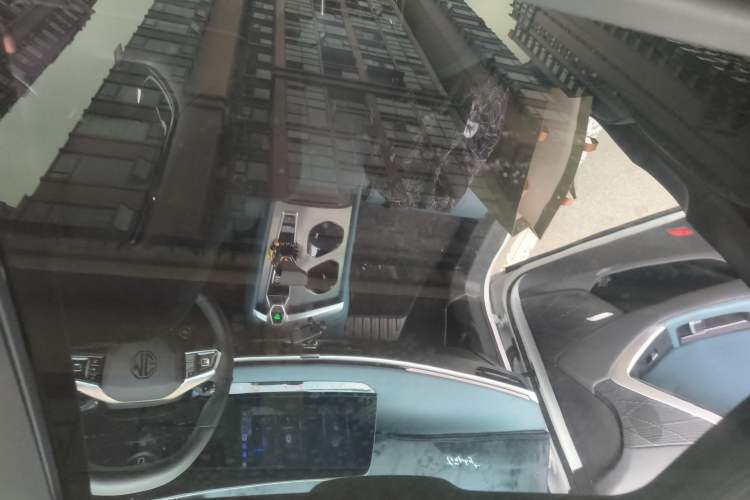 Used MG 7 2025 1.5T 300 DCT Elegant Edition Headliner