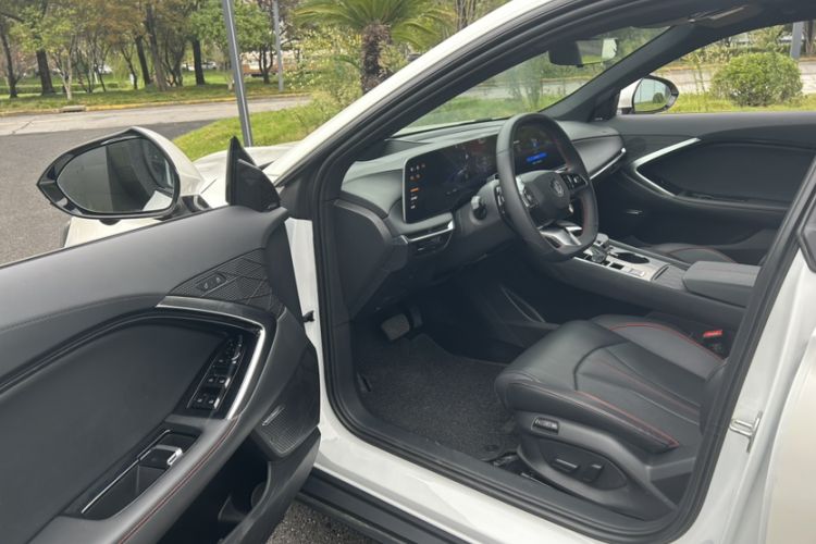 Used MG 7 2025 2.0T Trophy+ Super Intelligent Driving Edition Interior 1