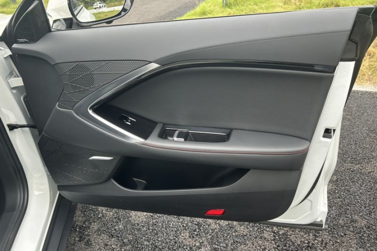 Used MG 7 2025 2.0T Trophy+ Super Intelligent Driving Edition Interior 5