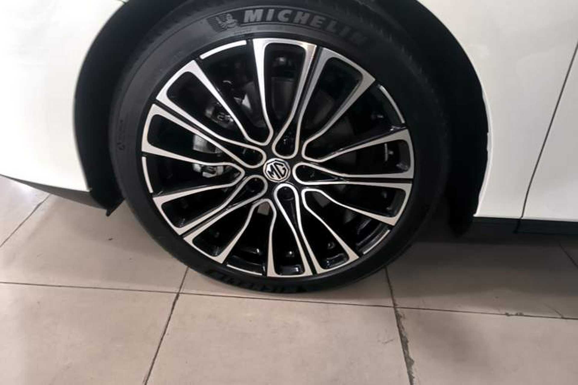 Used MG 7 2025 1.5T 300 DCT Elegant Edition Left Front Wheel Hub