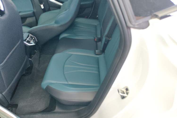 Used MG 7 2025 1.5T 300 DCT Elegant Edition Left Rear Seat