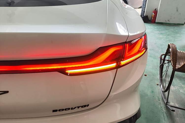 Used MG 7 2025 1.5T 300 DCT Luxury Edition Right Rear Taillight