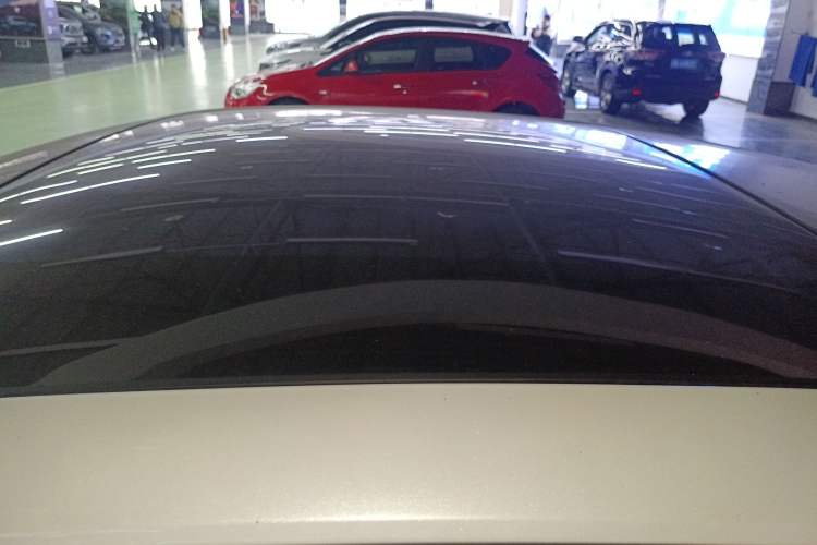Used MG 7 2025 2.0T 405 AT Luxury Edition Roof