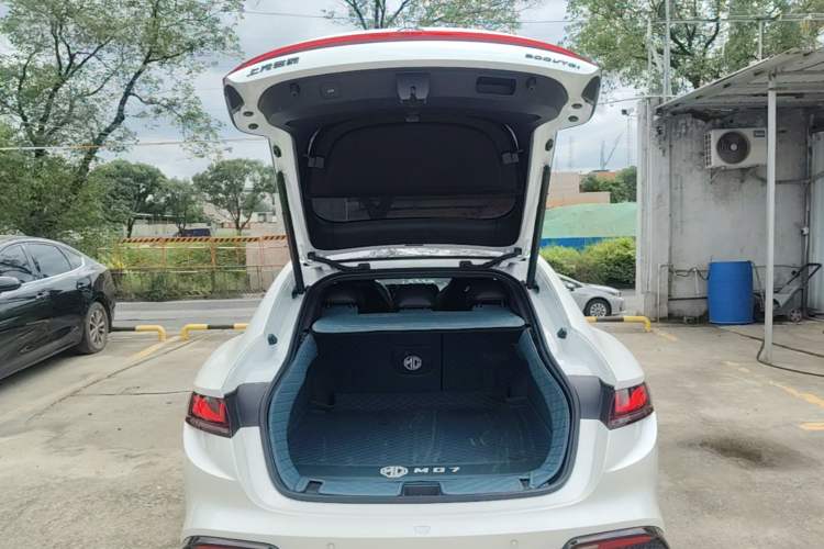 Used MG 7 2025 1.5T 300 DCT Elegant Edition Trunk