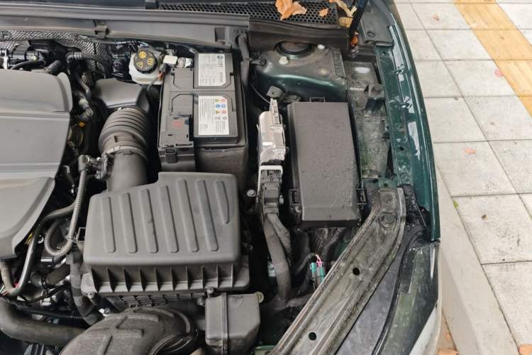 Used MG 7 2026 Model 2.0T 405 AT Luxury Edition Engine Bay Left