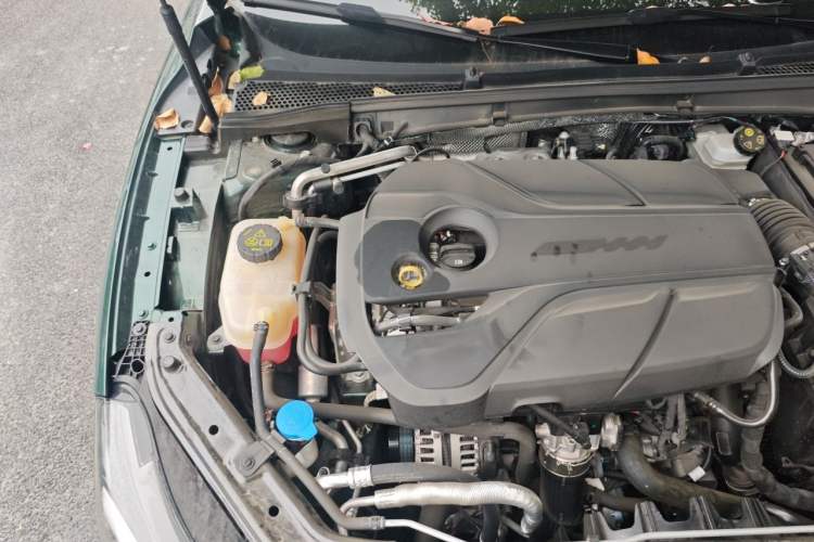 Used MG 7 2026 Model 2.0T 405 AT Luxury Edition Engine Bay Right