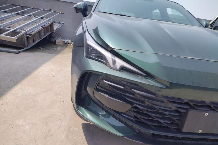 Used MG 7  Right Front Headlight