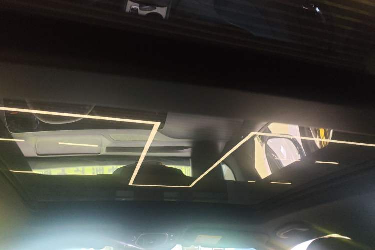 Used MG 7 2026 Model 2.0T 405 AT Luxury Edition Headliner