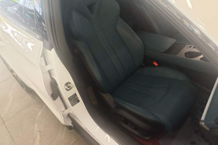 Used MG 7 2026 Model 2.0T 405 AT Luxury Edition Right Front Seat