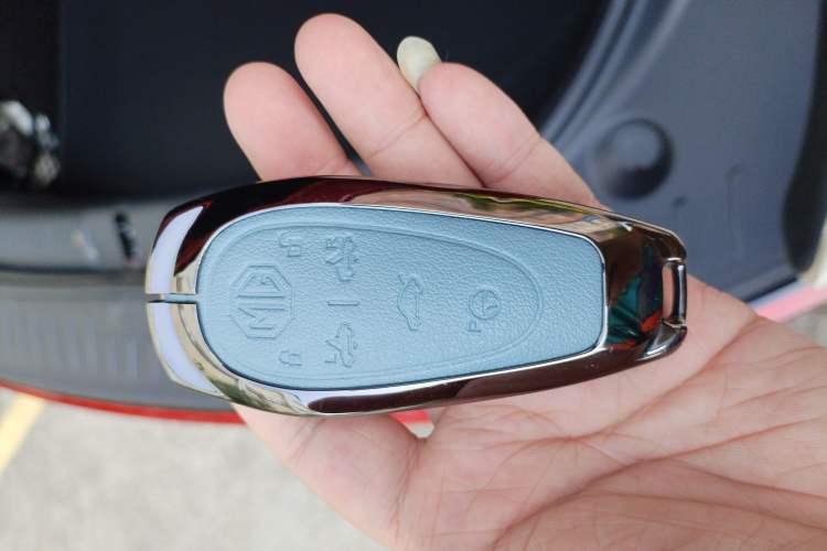 Used MG Cyberster 2024 520 km Legendary All-Wheel-Drive Version Vehicle Key