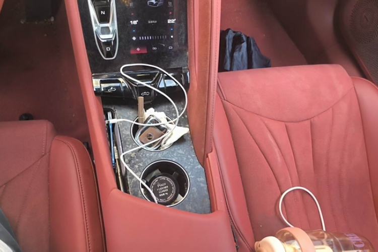 Used MG Cyberster 2024 501km Charming & Heartwarming Edition Interior 3