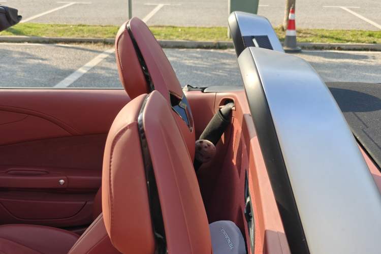 Used MG Cyberster 2024 501km Charming & Heartwarming Edition Interior 4
