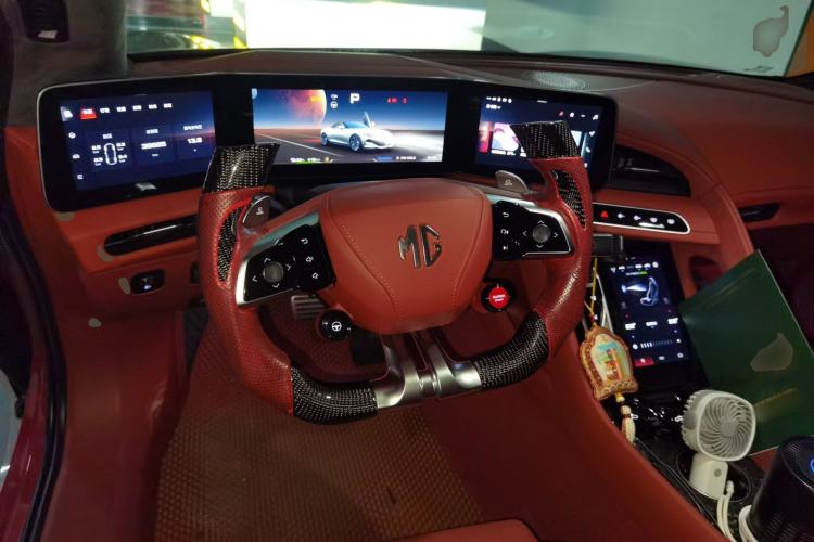 Used MG Cyberster 2024 580 km Ultra-Long Range Version Steering Wheel
