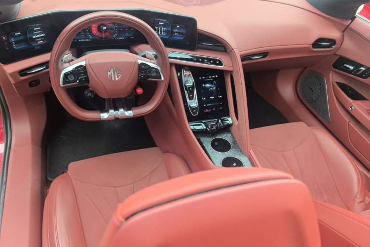 Used MG Cyberster 2024 501km Charming & Heartwarming Edition Center Console