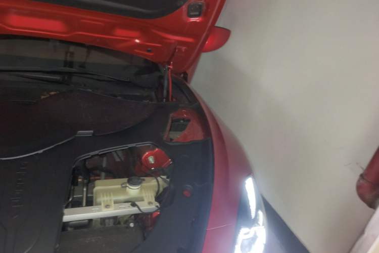 Used MG Cyberster 2024 501km Charming & Heartwarming Edition Engine Bay Left