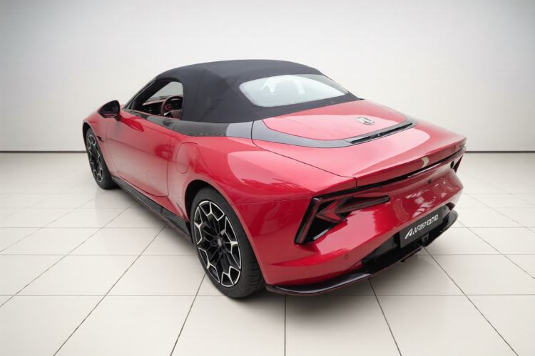Used MG Cyberster 2024 501km Charming & Heartwarming Edition Exterior 3