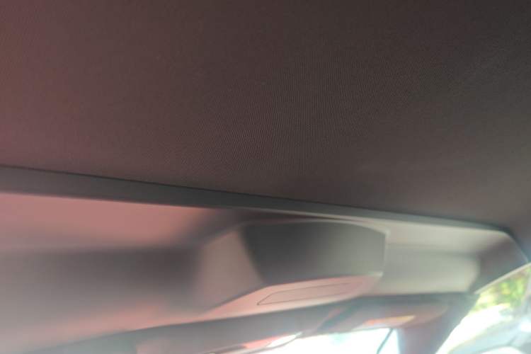Used MG Cyberster 2024 580 km Ultra-Long Range Version Headliner