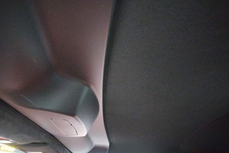 Used MG Cyberster 2024 580 km Ultra-Long Range Version Headliner
