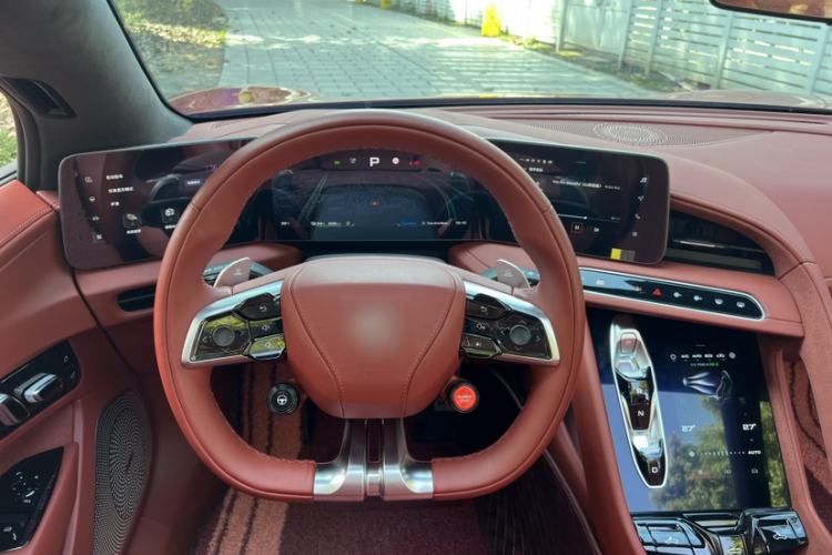 Used MG Cyberster 2024 580 km Ultra-Long Range Version Interior 1