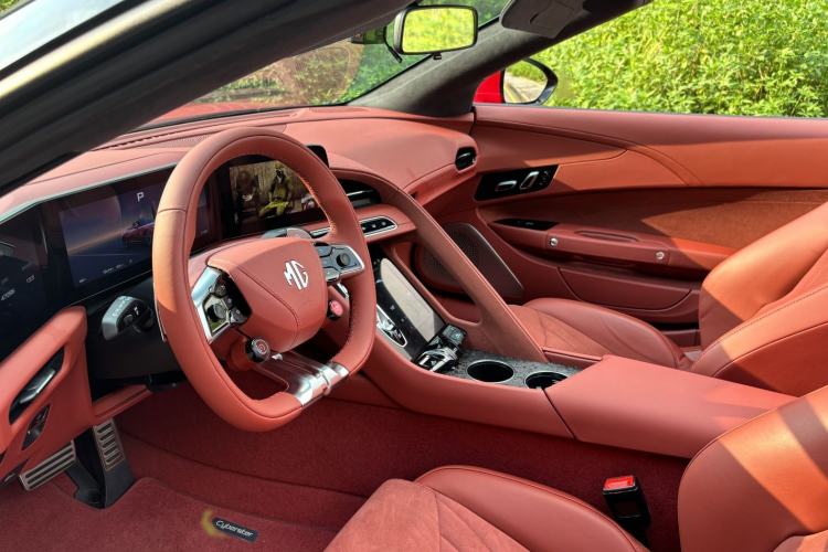 Used MG Cyberster 2024 501km Charming & Heartwarming Edition Interior 2