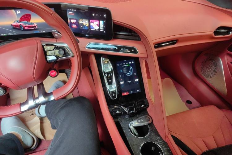 Used MG Cyberster 2024 501km Charming & Heartwarming Edition Interior 2