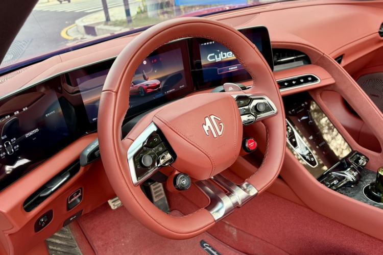 Used MG Cyberster 2024 580 km Ultra-Long Range Version Interior 3