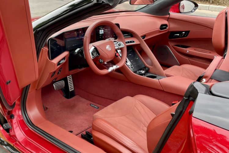 Used MG Cyberster 2024 501km Charming & Heartwarming Edition Interior 4
