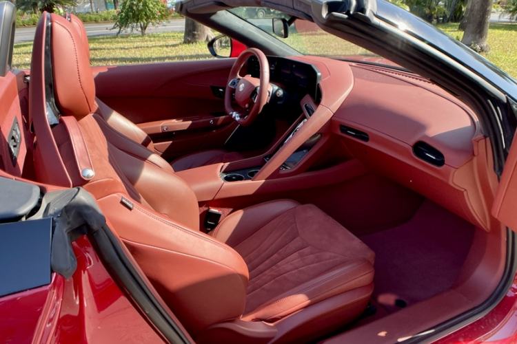 Used MG Cyberster 2024 501km Charming & Heartwarming Edition Interior 4