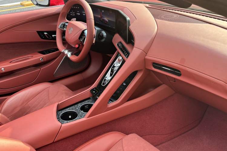 Used MG Cyberster 2024 501km Charming & Heartwarming Edition Interior 5