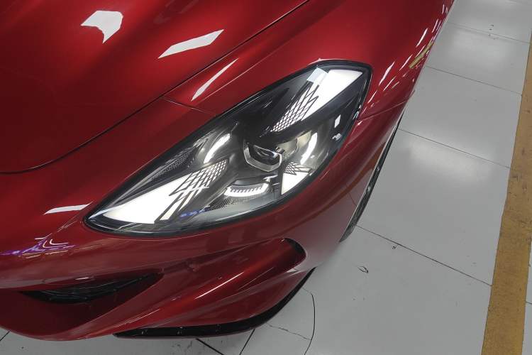Used MG Cyberster 2024 501km Charming & Heartwarming Edition Left Front Headlight