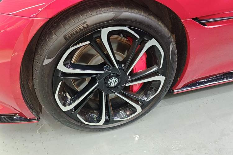 Used MG Cyberster 2024 580 km Ultra-Long Range Version Left Front Wheel Hub