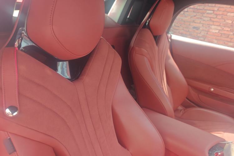 Used MG Cyberster 2024 580 km Ultra-Long Range Version Left Rear Seat