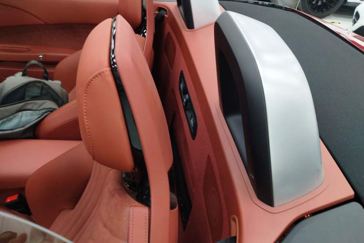 Used MG Cyberster 2024 580 km Ultra-Long Range Version Left Rear Seat