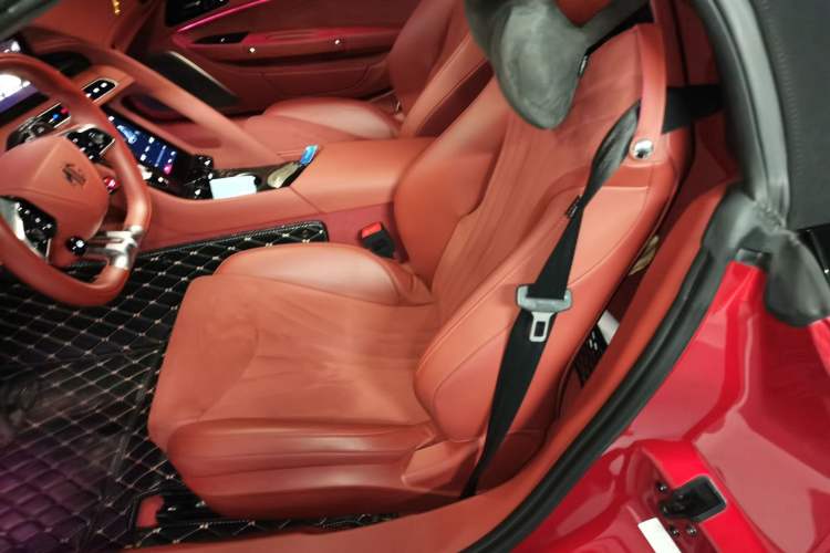 Used MG Cyberster 2024 520 km Legendary All-Wheel-Drive Version Left Rear Seat