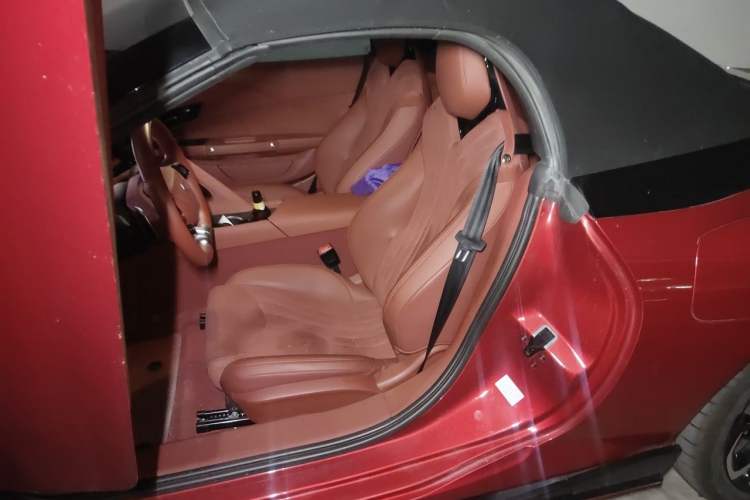 Used MG Cyberster 2024 580 km Ultra-Long Range Version Left Rear Seat