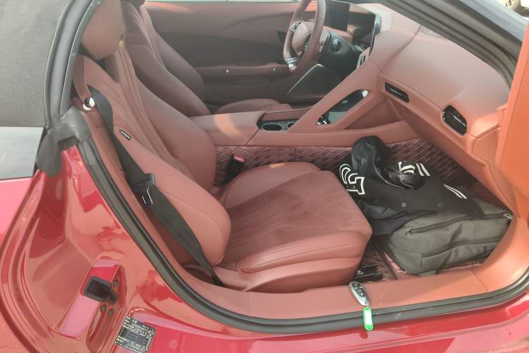 Used MG Cyberster 2024 580 km Ultra-Long Range Version Right Front Seat
