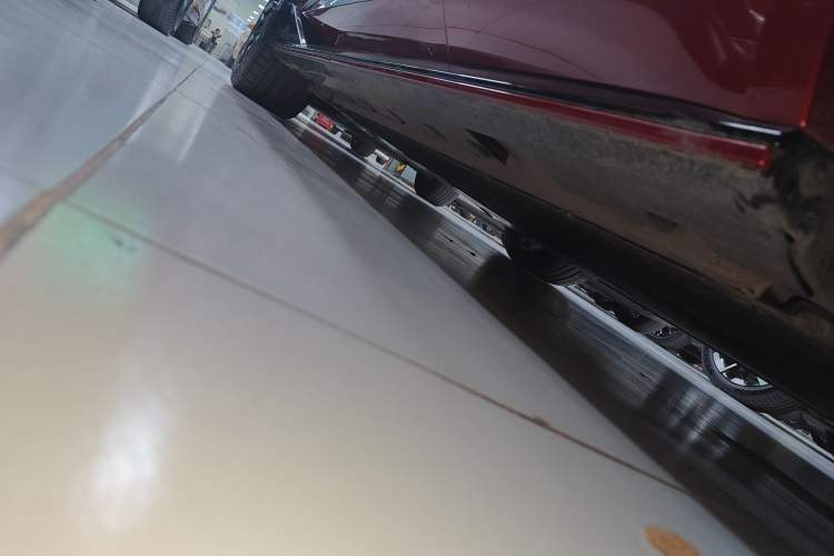 Used MG Cyberster 2024 501km Charming & Heartwarming Edition Right Side Sill