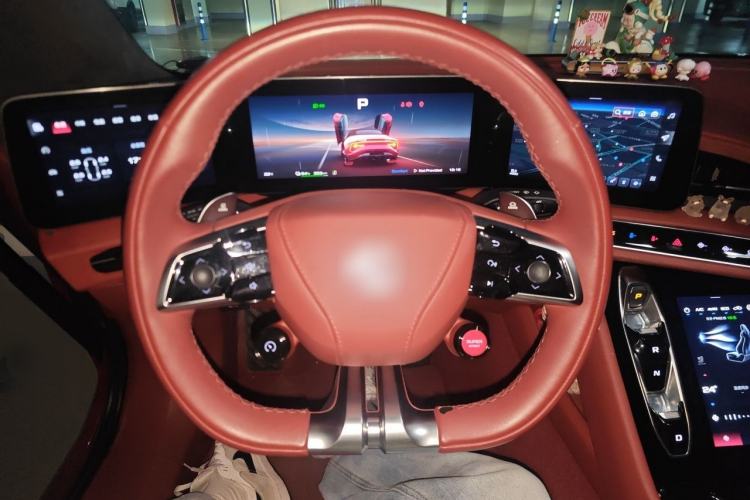 Used MG Cyberster 2024 501km Charming & Heartwarming Edition Steering Wheel