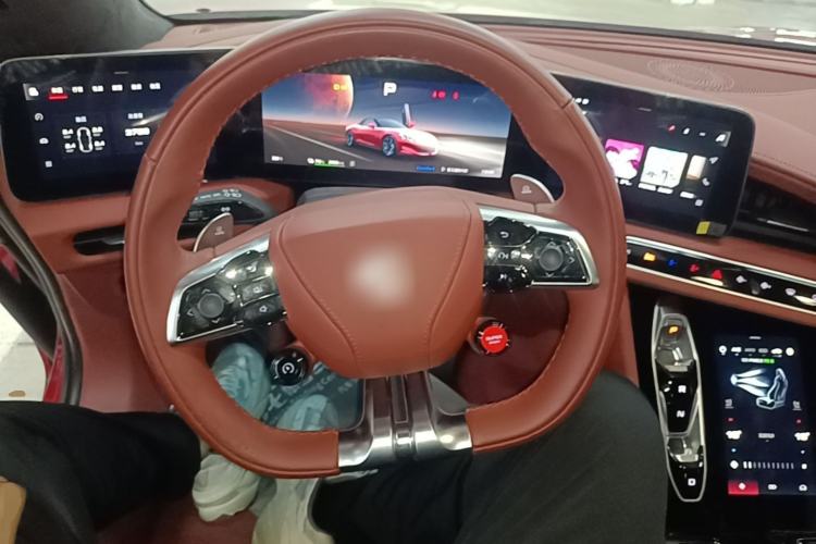 Used MG Cyberster 2024 501km Charming & Heartwarming Edition Steering Wheel